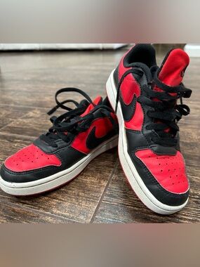 Nike Red and Black Low-Top Sneakers